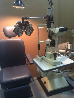 Topcon CSIII Ophthalmology Chair and Stand lane Package